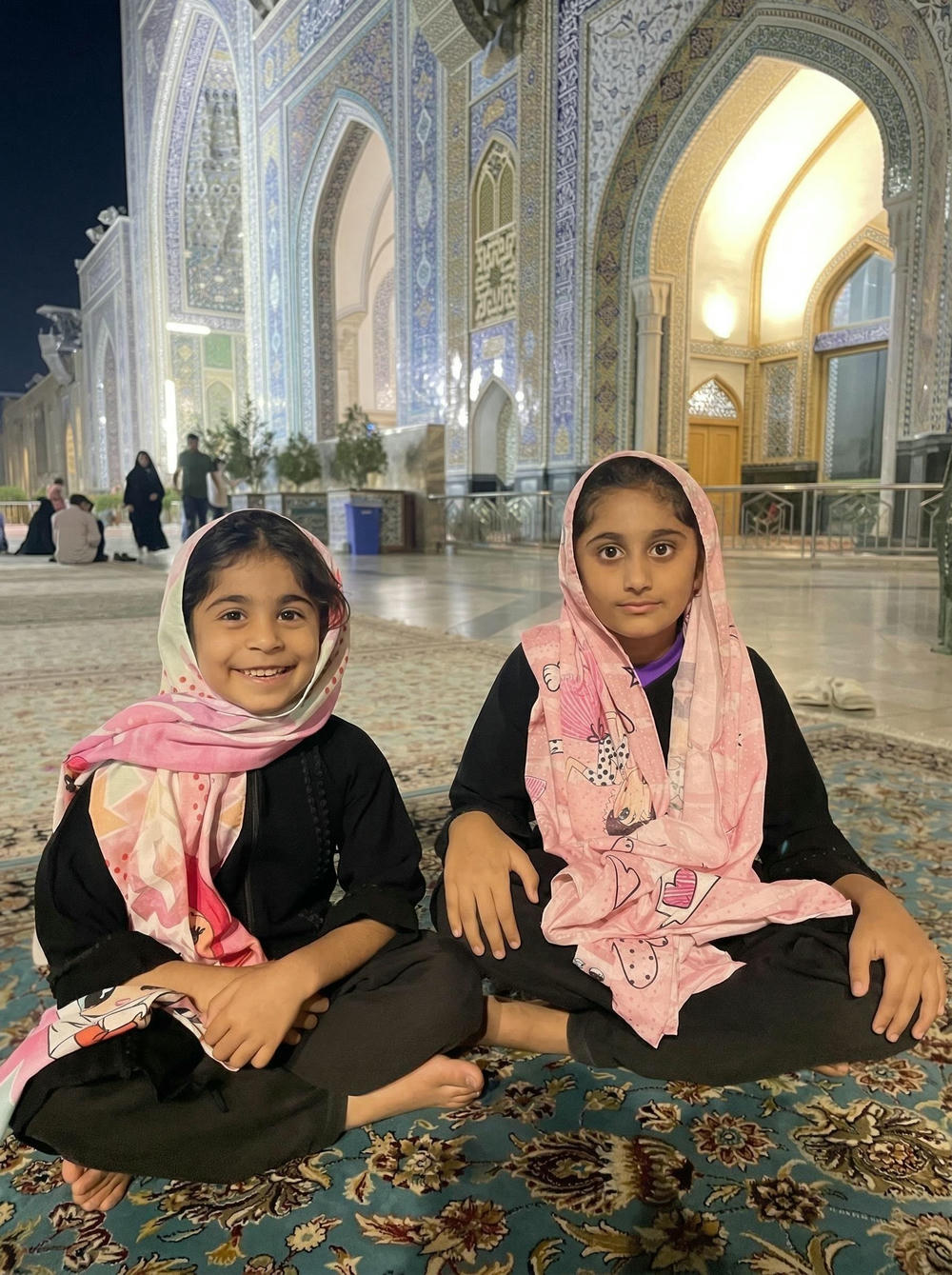Salma & Asra Zakeri